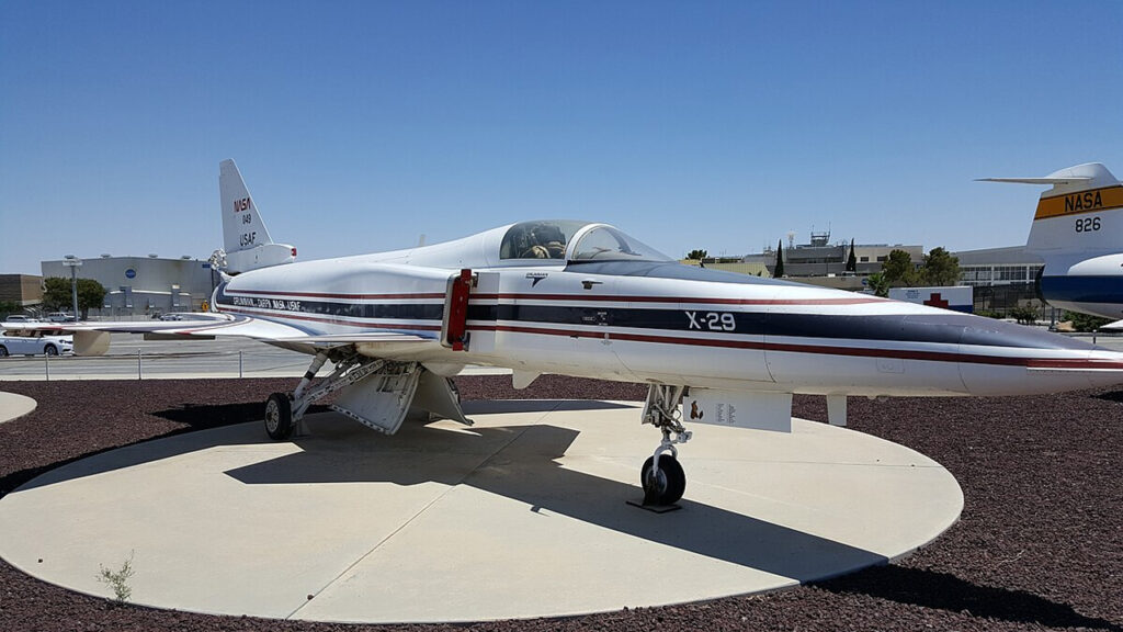 Grumman X-29 front view
