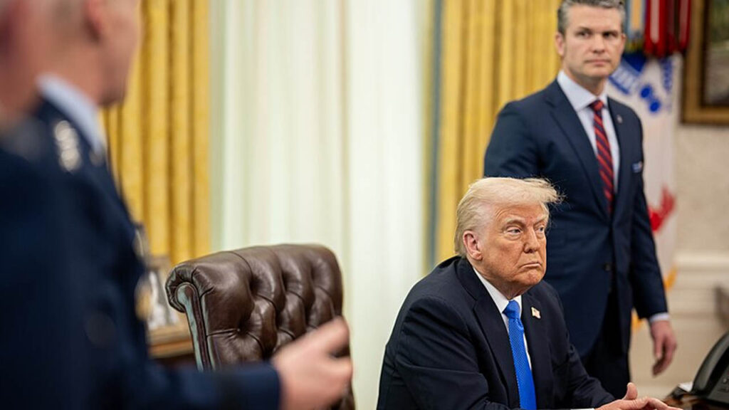 donald trump at white house