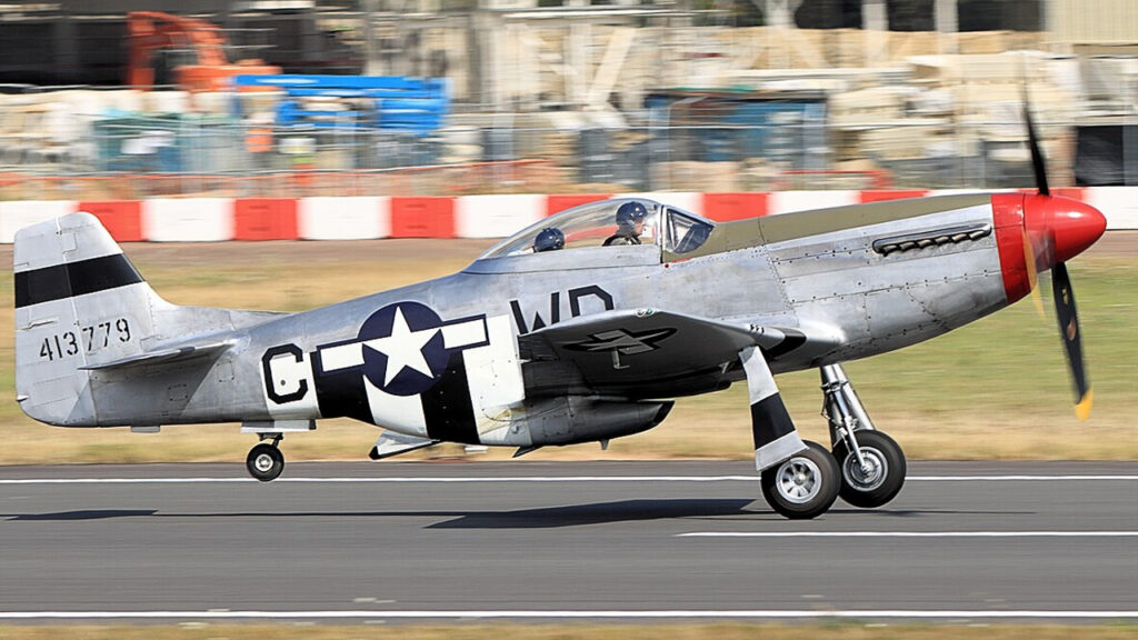 P-51 Mustang take off