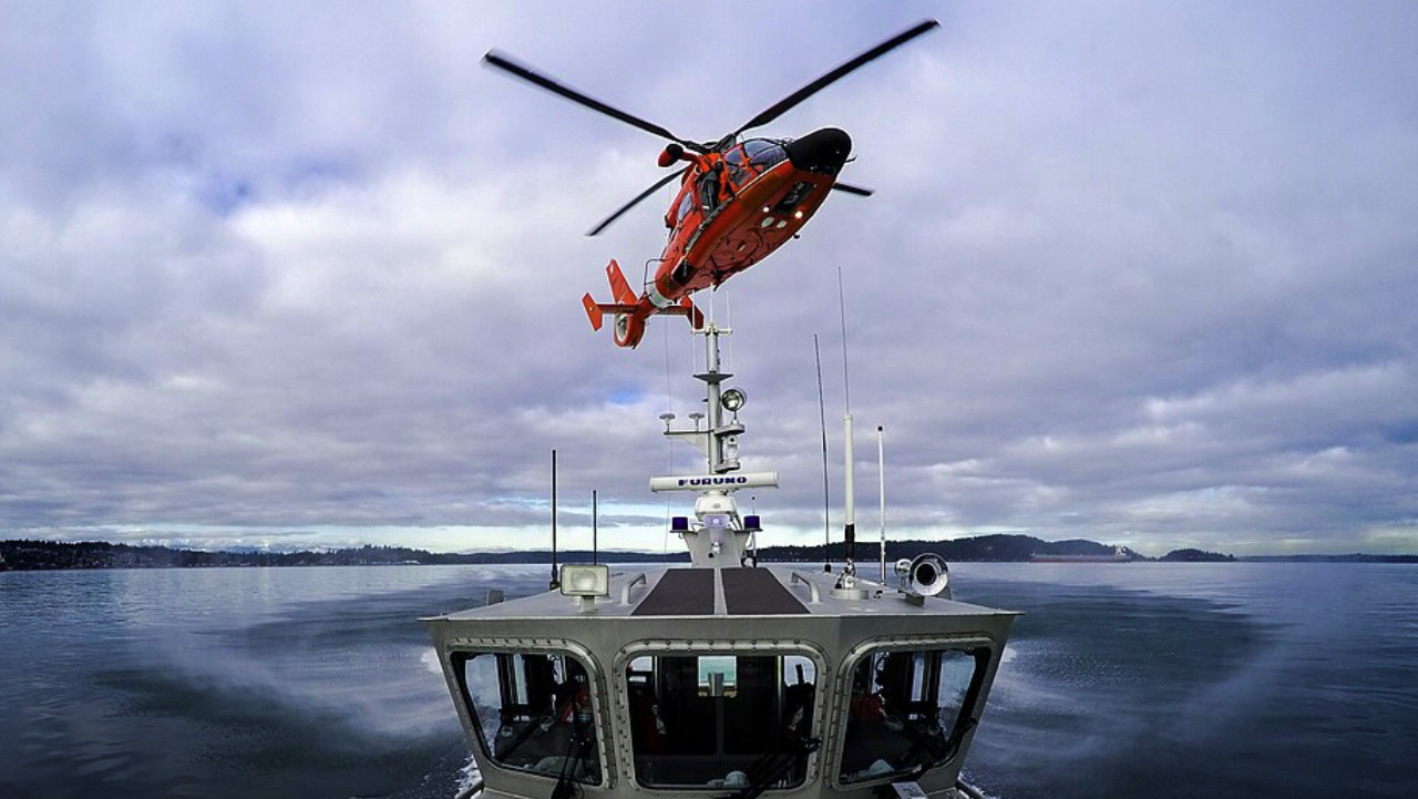 US Extreme Techniques to Catch Fast Illegal Boats at Sea