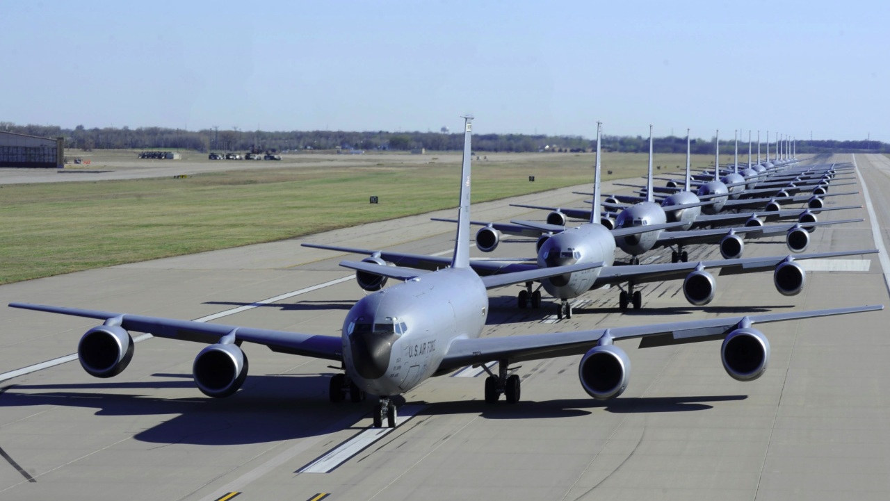 US's 29-year-old aircraft fleet might jeopardize Air Force plans for surviving a fight with China