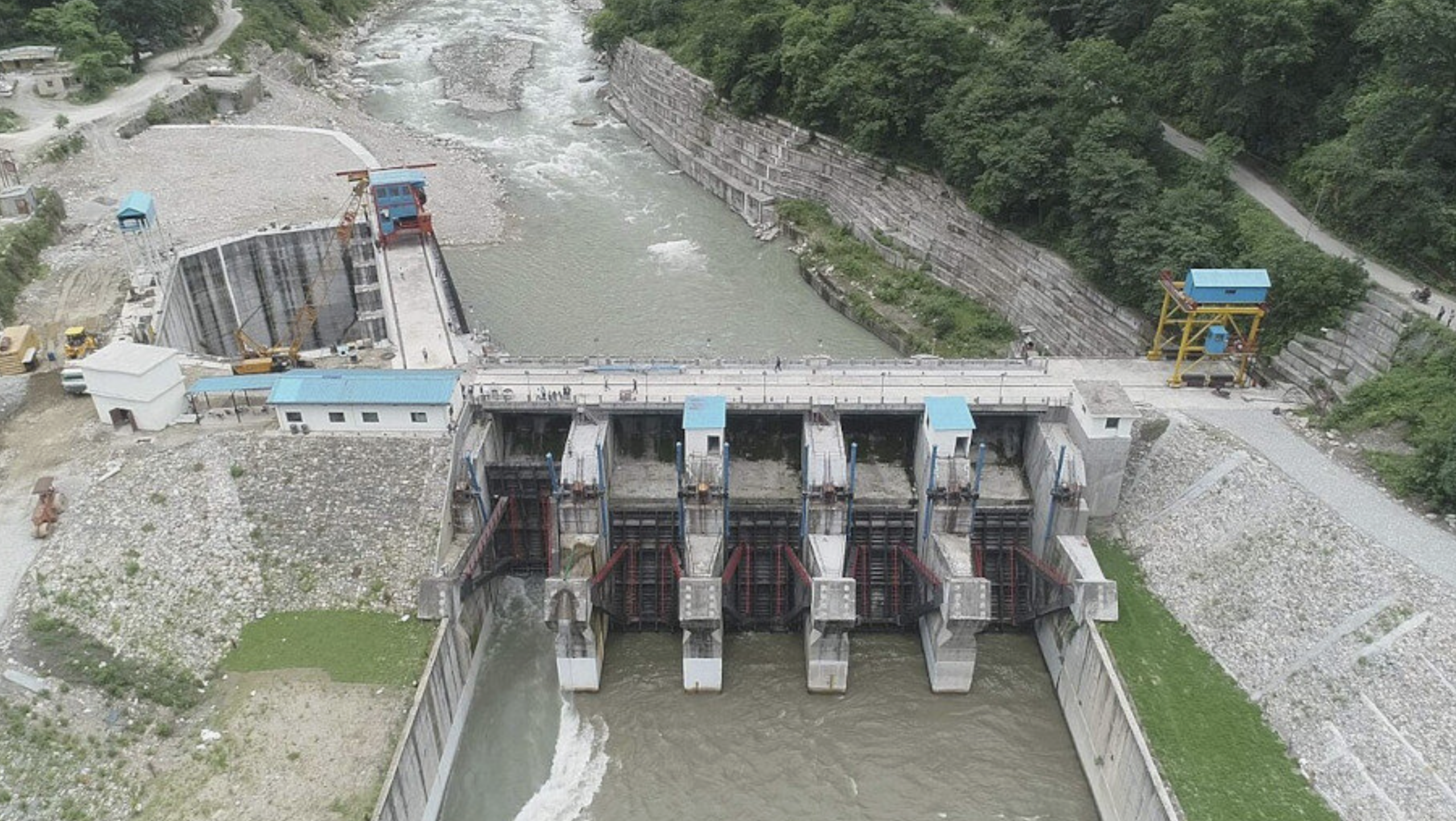 India Launches Massive Himalayan Construction Drive to Counter China at Border