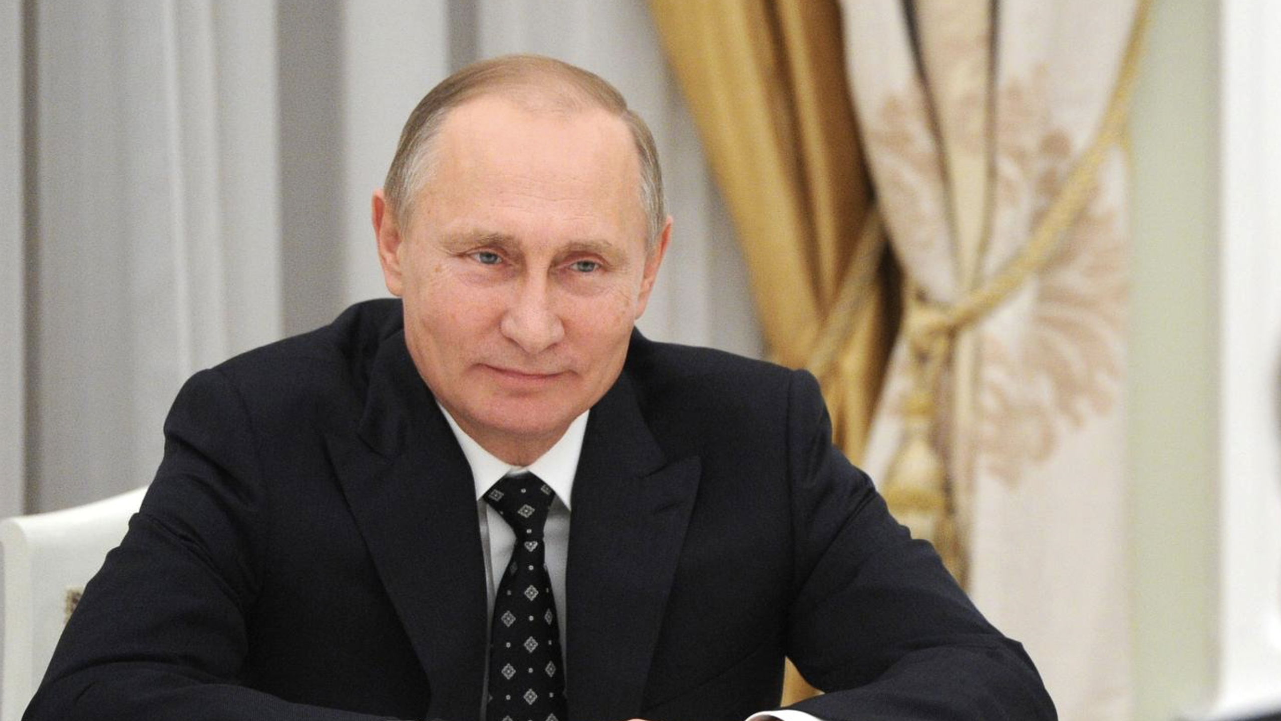 Putin Signs Law Allowing Russia to Defy Foreign and International Criminal Rulings