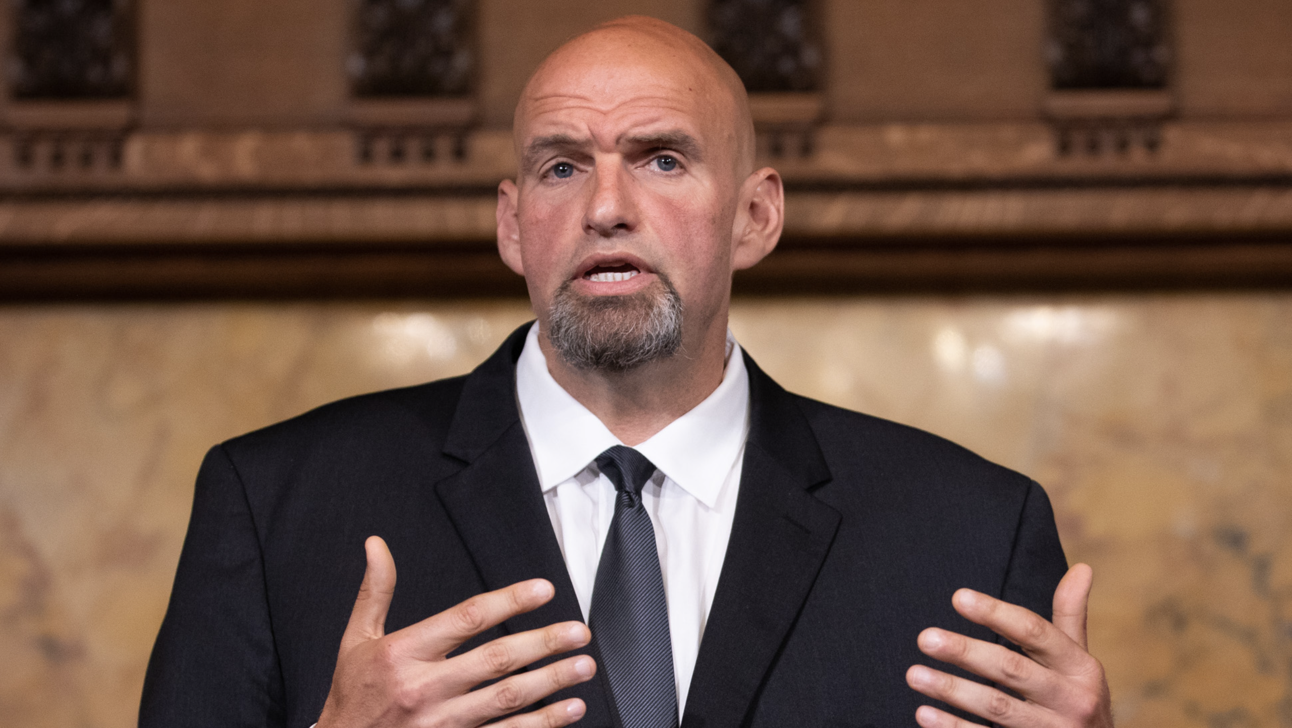 “Round Up All the Criminals and Deport Them,” Sen. John Fetterman Urges ICE in Minnesota — “They Should Never Have Been Here and Have to Go”