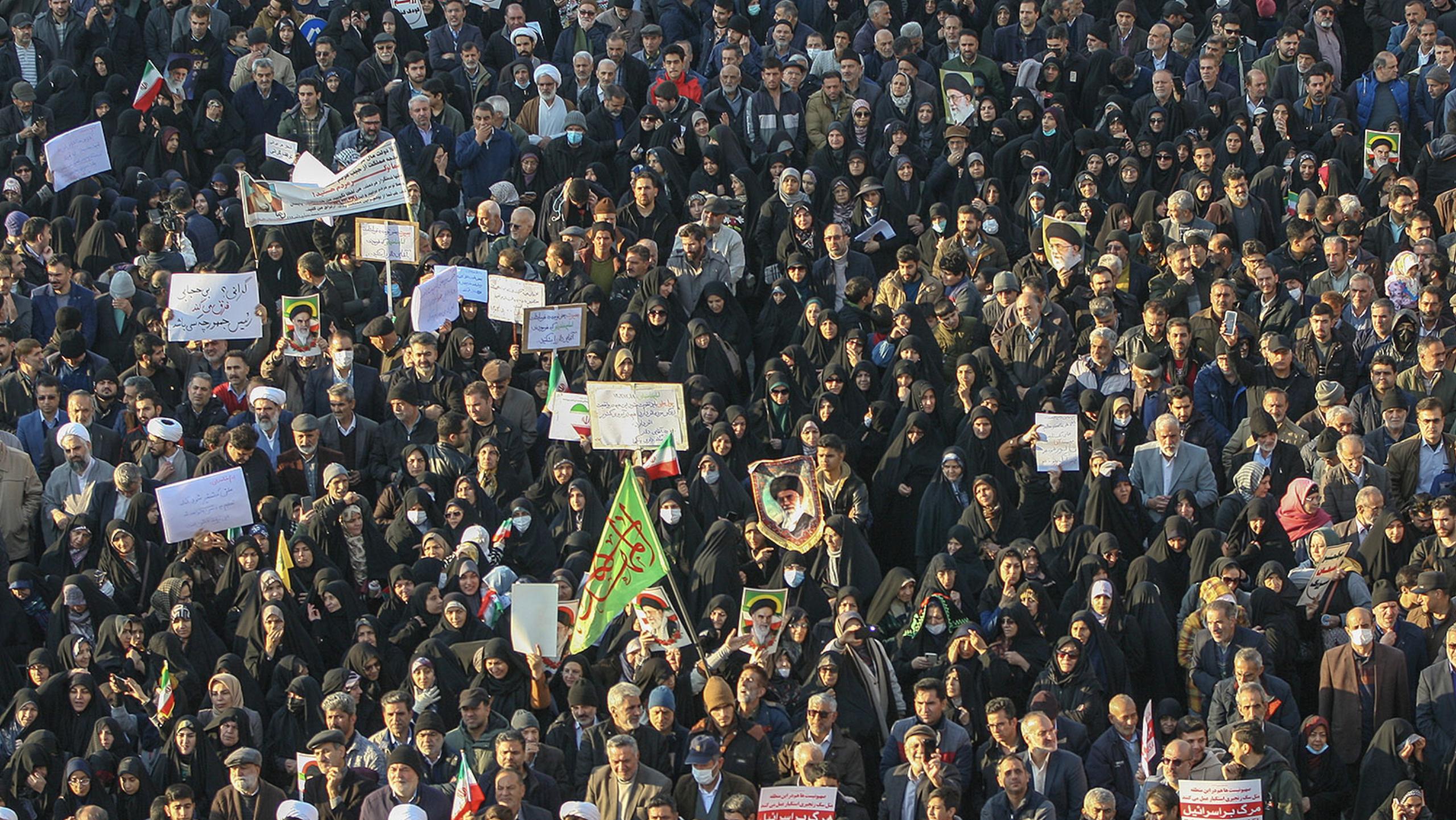Iran Protest Death Toll Surges to 2,000 in 48 Hours Amid Live Fire Crackdowns, Exiled Prince Encourages Protesters to Keep Fighting