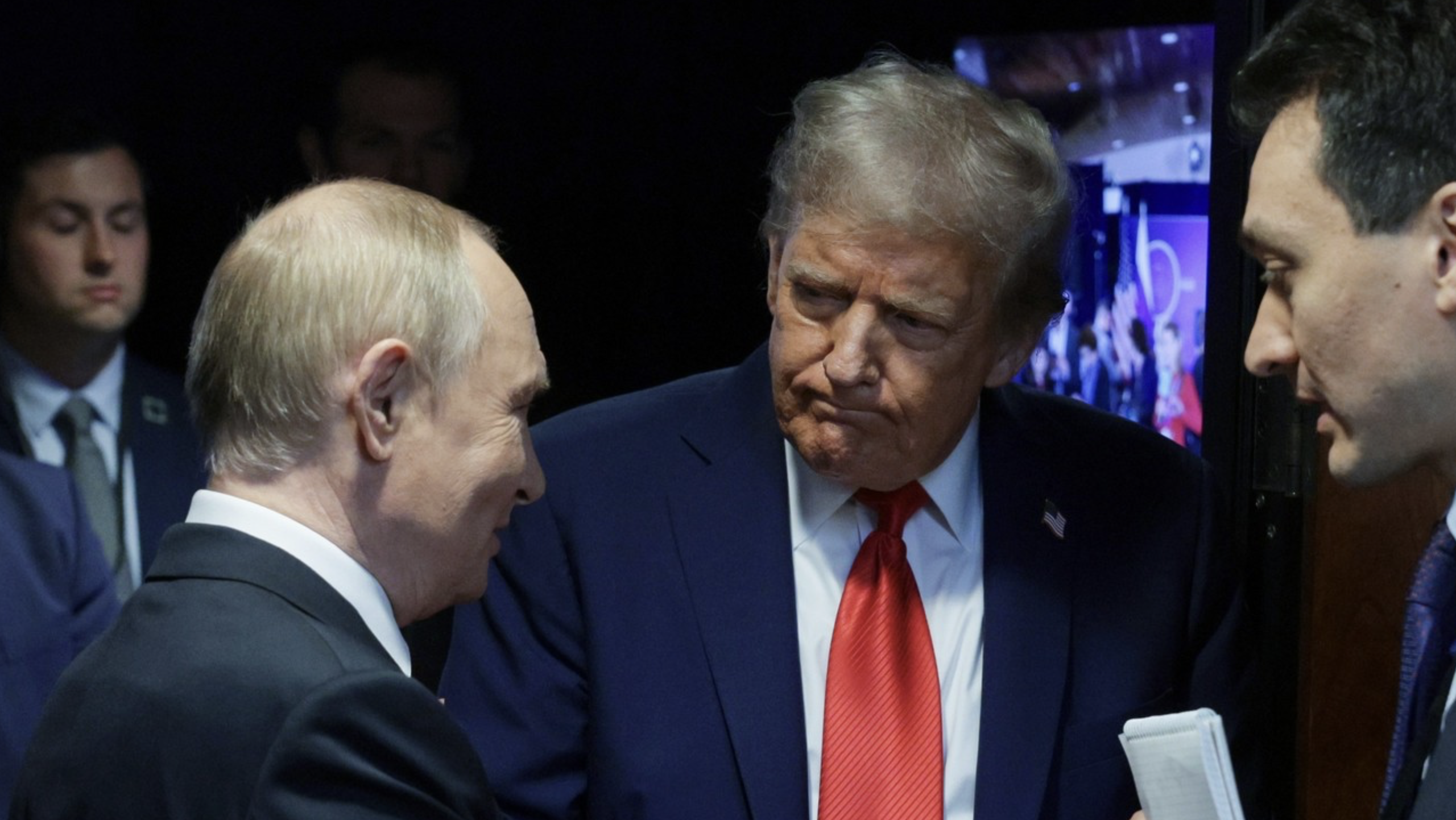 Trump Expresses Frustration Toward Putin, Calls Russian Army "Primitive"