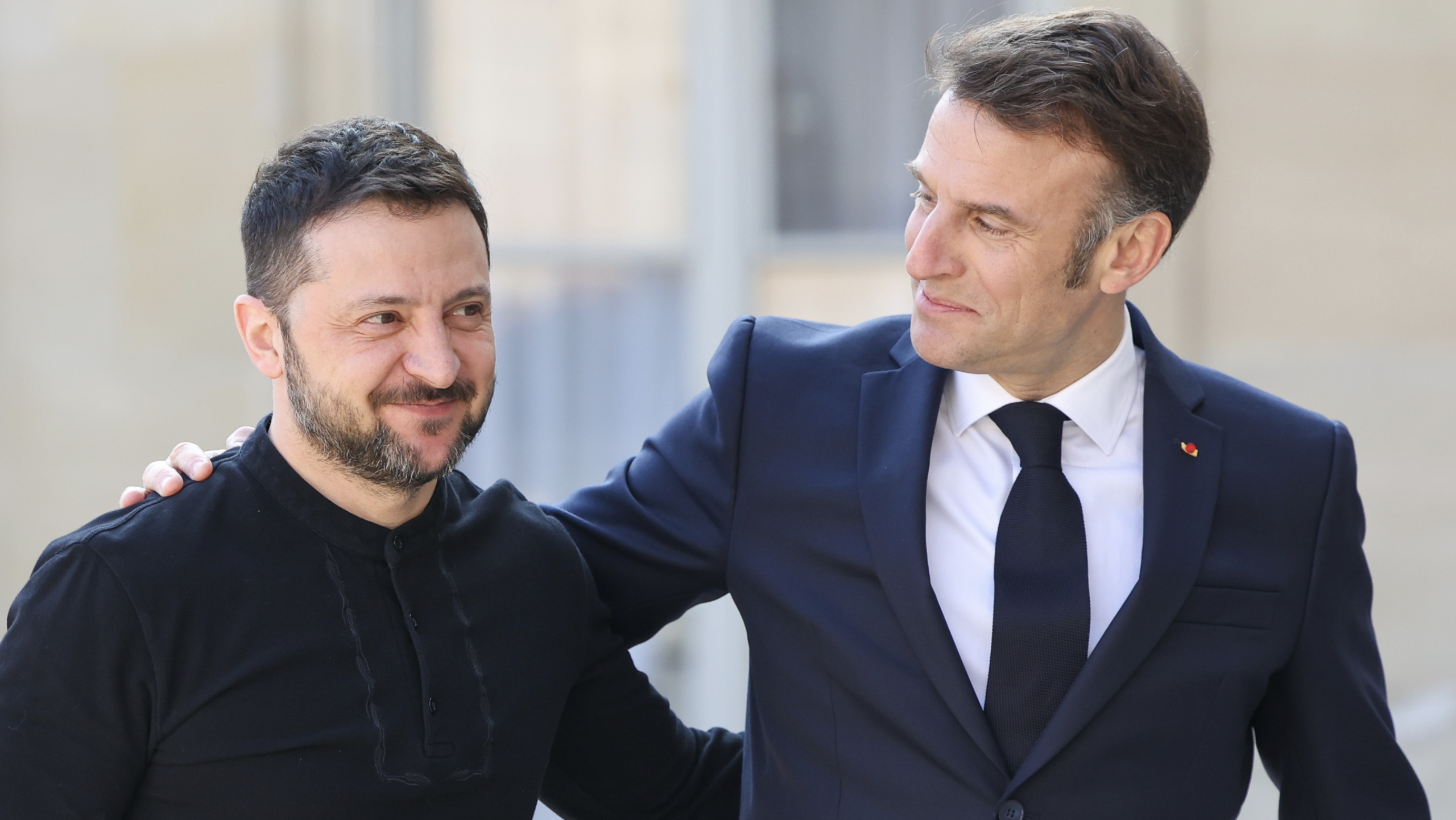 France Considers Sending 6,000 Soldiers to Ukraine After Peace Talks